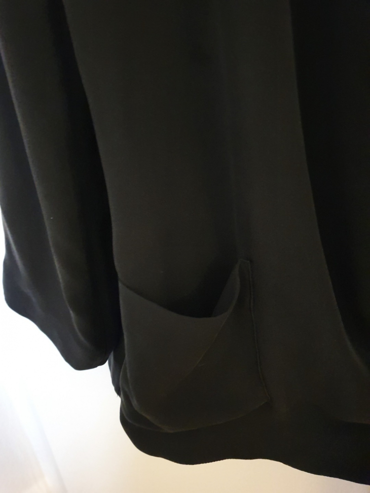 Hoss Intropia Black silk jacket