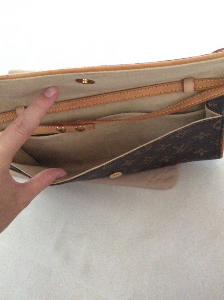 Louis Vuitton Schultertasche