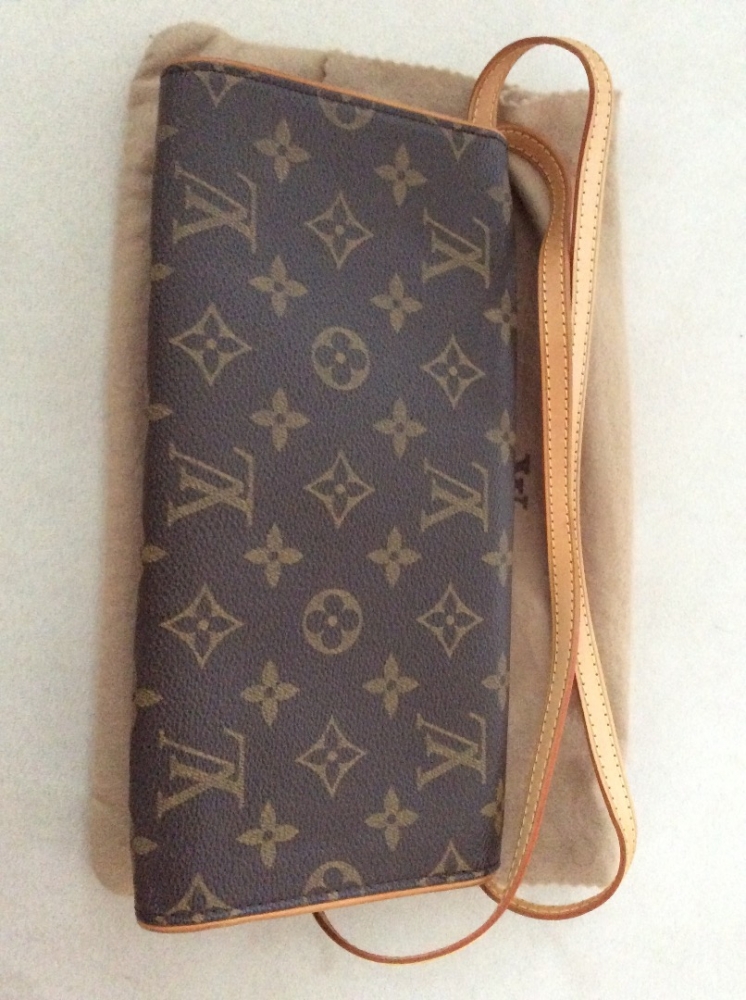 Louis Vuitton Schultertasche