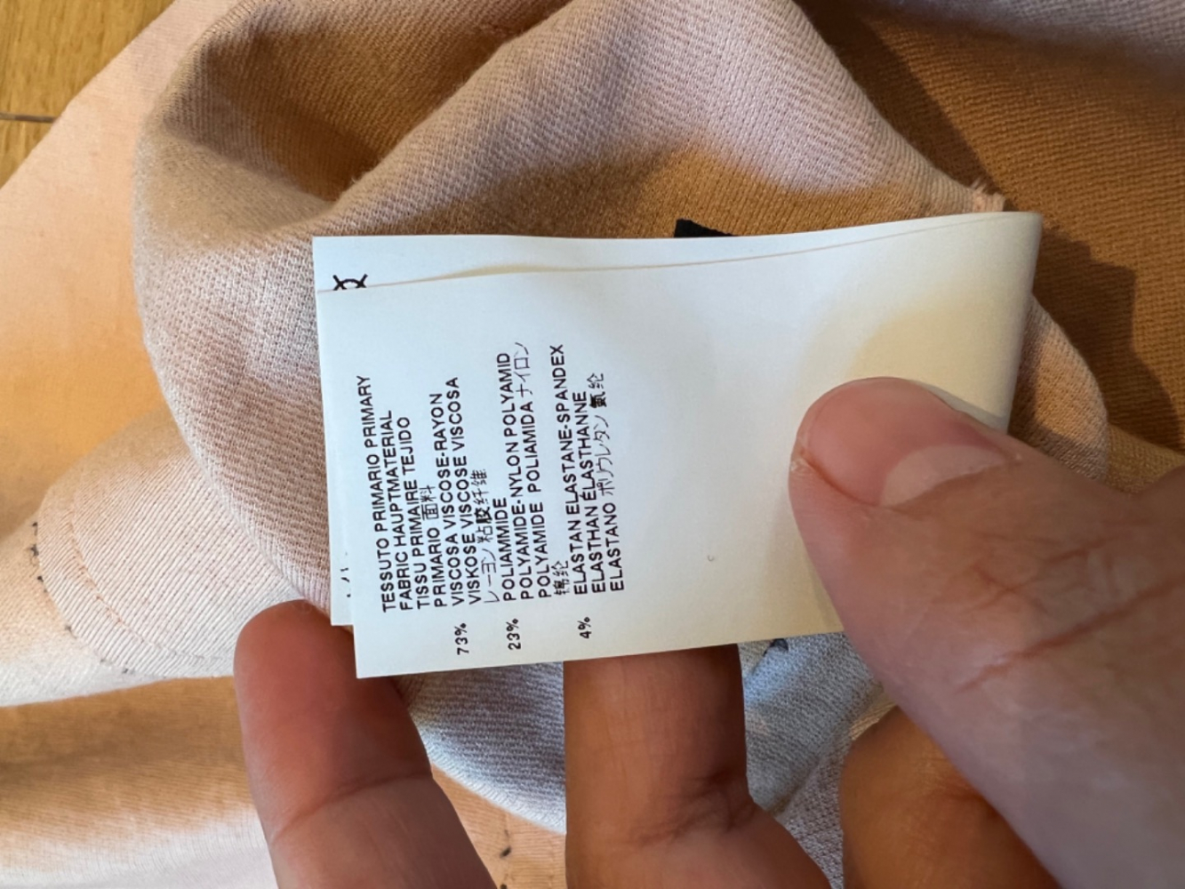 Armani Collezioni Originelles Wollkleid