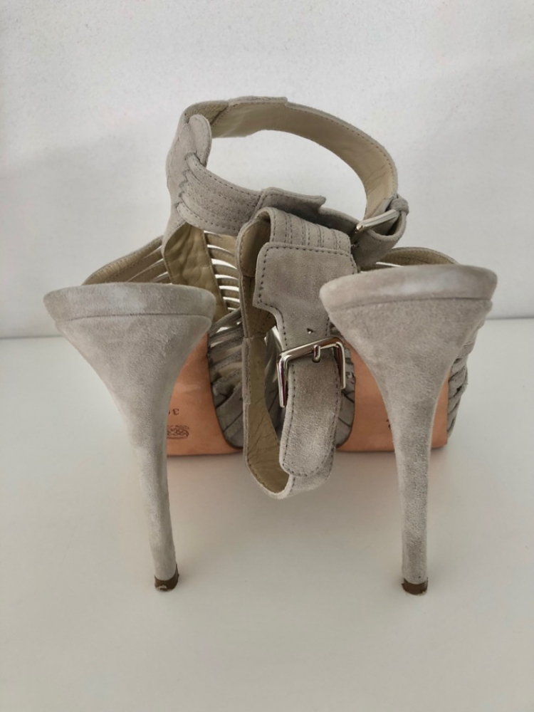 Navyboot Sandales compensées en suede.