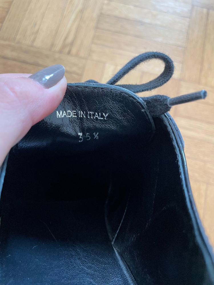 Miu Miu Brogues en cuir