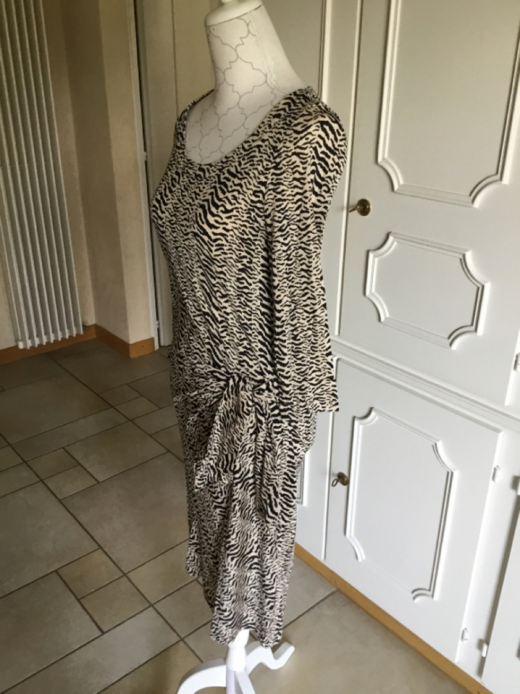 Gerard Darel Leichtes Kleid aus Zebra-Stoff 38