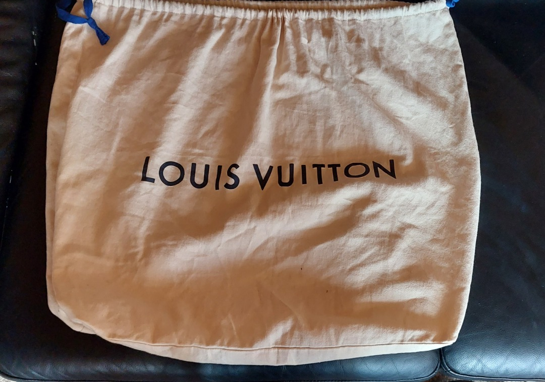 Louis Vuitton Mahina Stellar