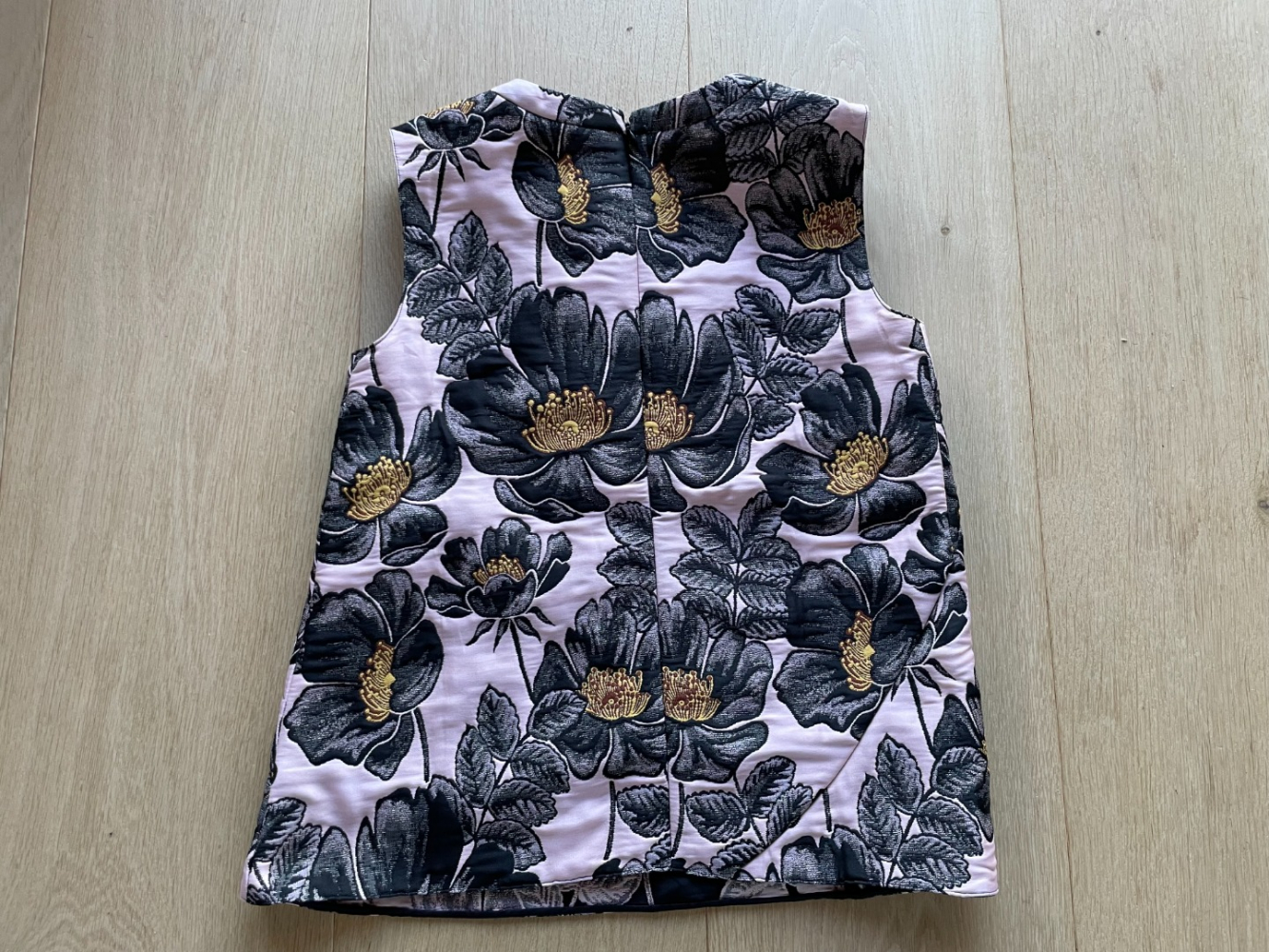 Marni Beautiful:  Marni pink floral jacquard sleeveless top.