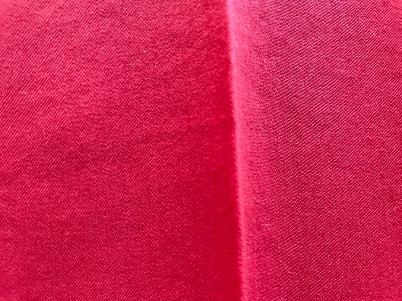 Max Mara Schlicht und hell! Rote Max Mara Hose aus Baumwolle, mit schönen Details.