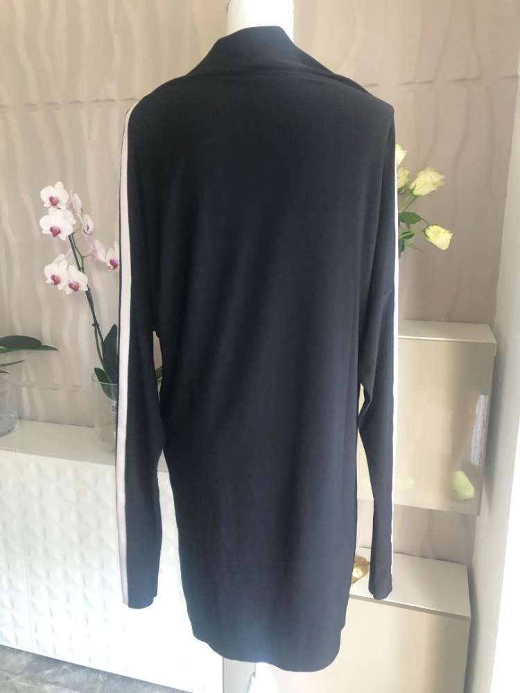 Norma Kamali casual dress