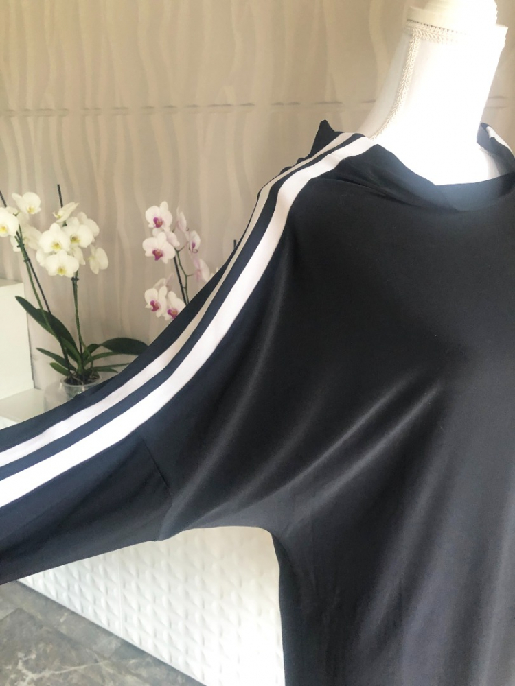 Norma Kamali casual dress