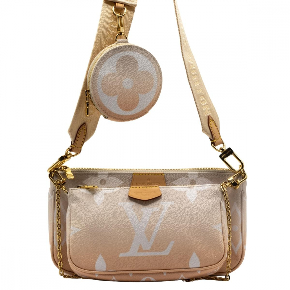 Louis Vuitton Multi Pochette Accessories By The Pool