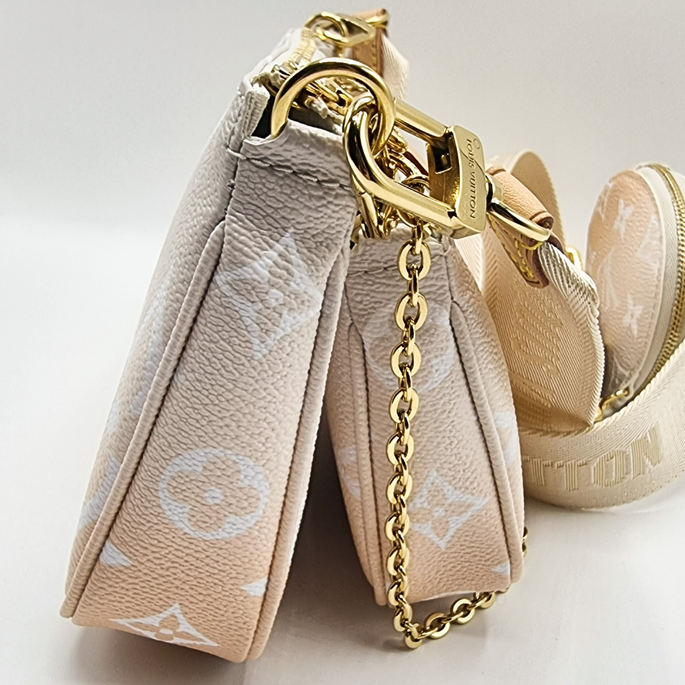 Louis Vuitton Multi Pochette Accessories By The Pool