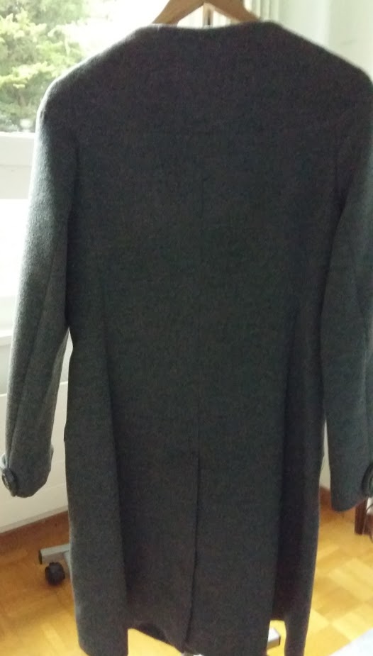 BCBG Max Azria Mantel