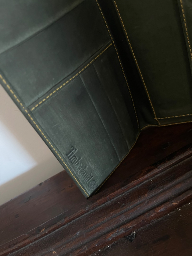 Timberland Collection Bifold Saddle Portemonnaie aus strapazierfähigem Leder