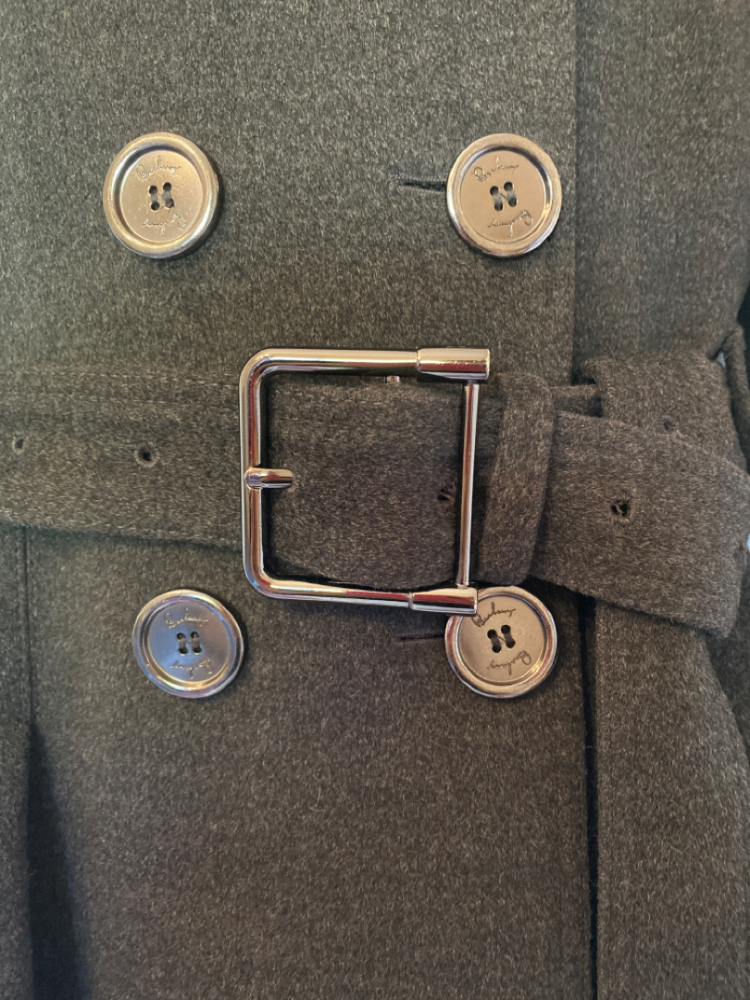 Burberry Mantel