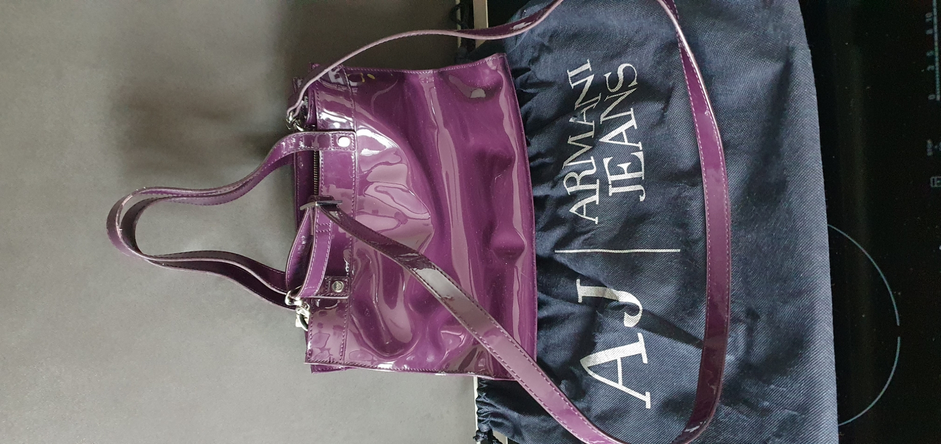 Armani Jeans Cuir vernis