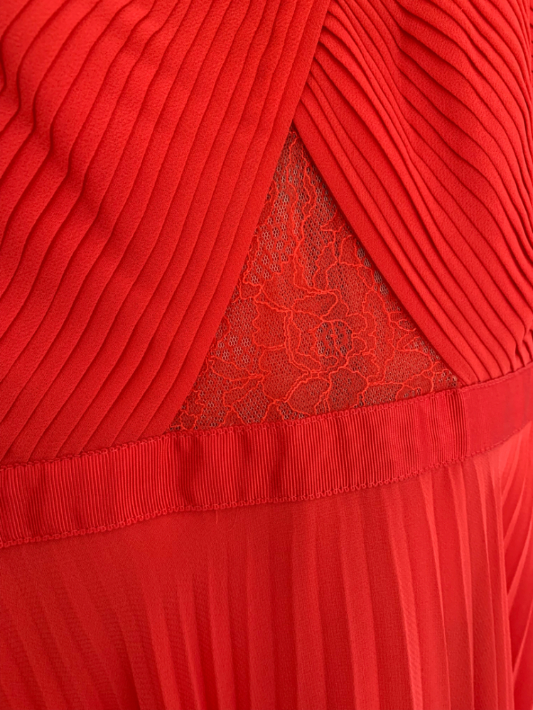 BCBG Max Azria Red BCBG