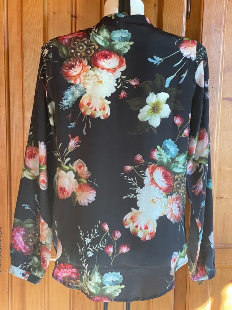 JJB Benson Blume Seidenbluse