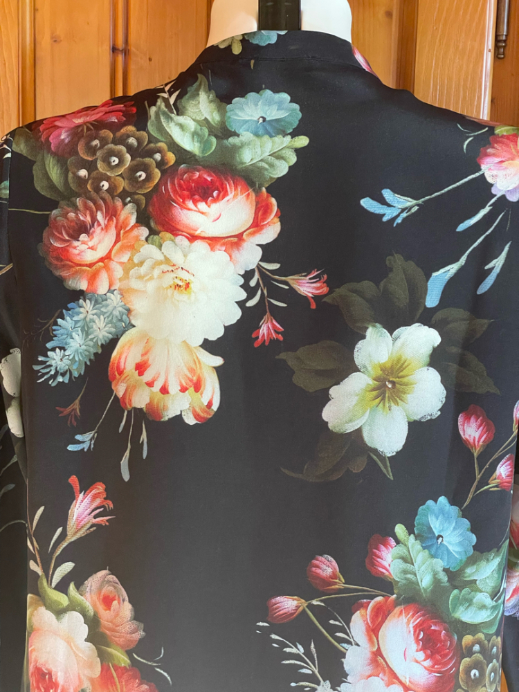 JJB Benson Blume Seidenbluse