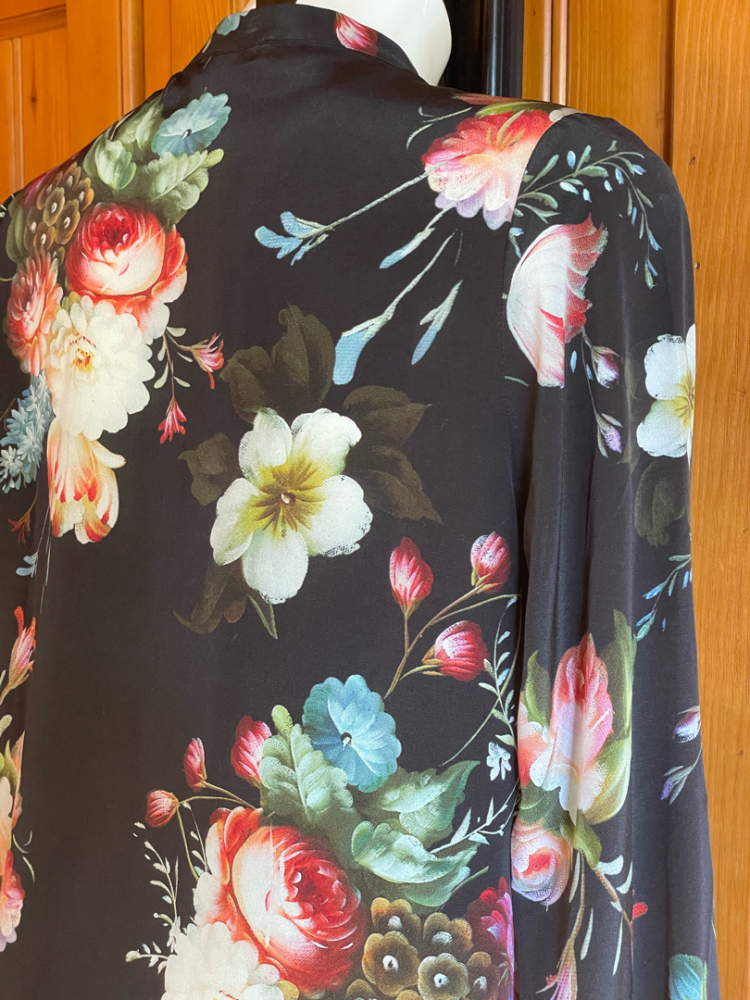 JJB Benson Blume Seidenbluse