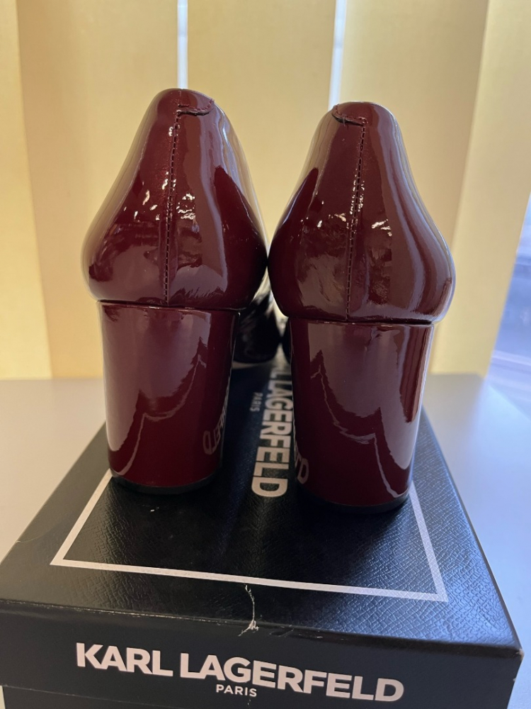 Karl Lagerfeld Addie