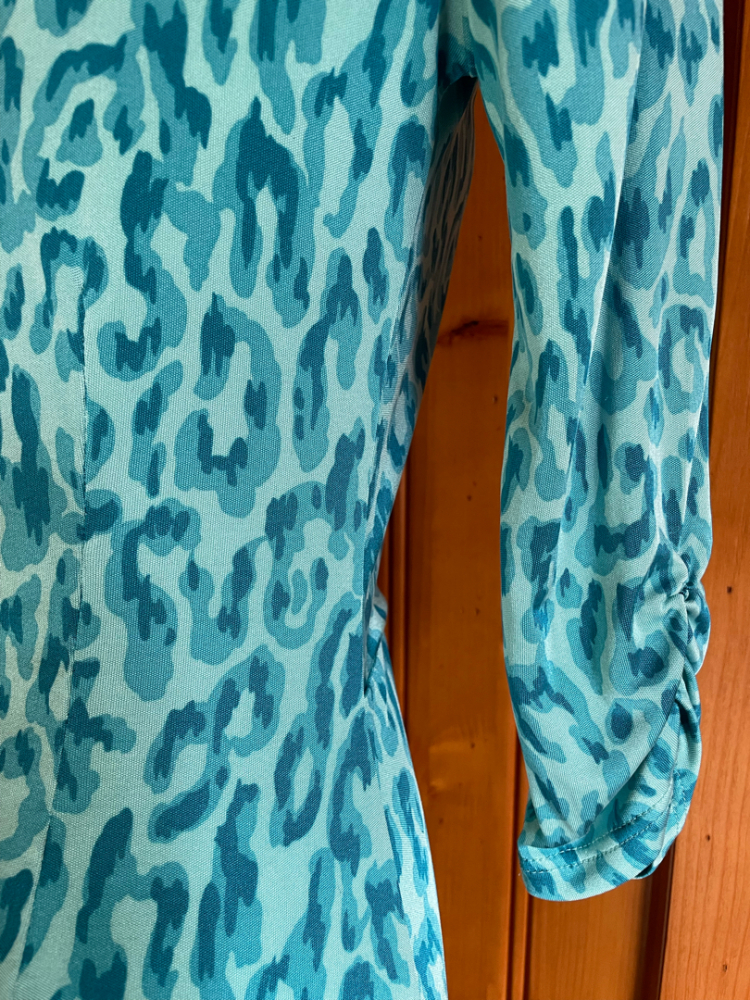 Karen Millen Wickelkleid aus Seidenjersey