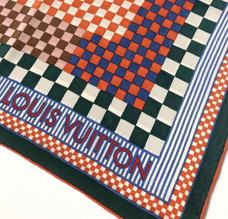 Louis Vuitton Foulard