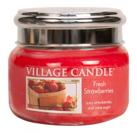 Village Candle 'Fresh Strawberries' Duftende Kerze - 312 g