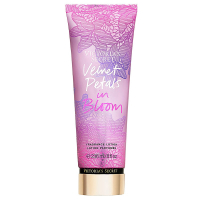 Victoria's Secret 'Velvet Petals In Bloom' Body Lotion - 236 ml