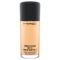 Mac Cosmetics Fond de teint 'Studio Fix Fluid SPF 15' - NC18 30 ml