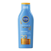 Nivea Crème solaire pour le corps 'Sun Protect & Tan Milk SPF20' - 200 ml