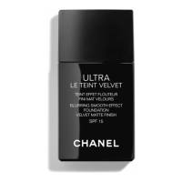 Chanel 'Ultra Le Teint Velvet Blurring Smooth-Effect' - B10 Beige, Fond de teint 30 ml