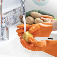 Innovagoods Handschuhe für die Reinigung von Obst und Gemüse Glinis