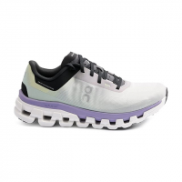On running Women's 'Cloudflow 4' Running Shoes