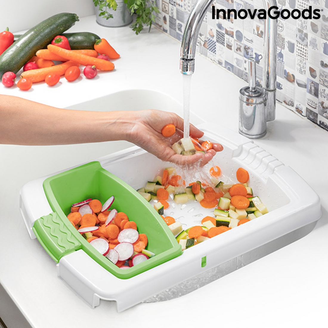 Extendable 3-In-1 Cutting Board With Tray, Container And Drainer Practicut