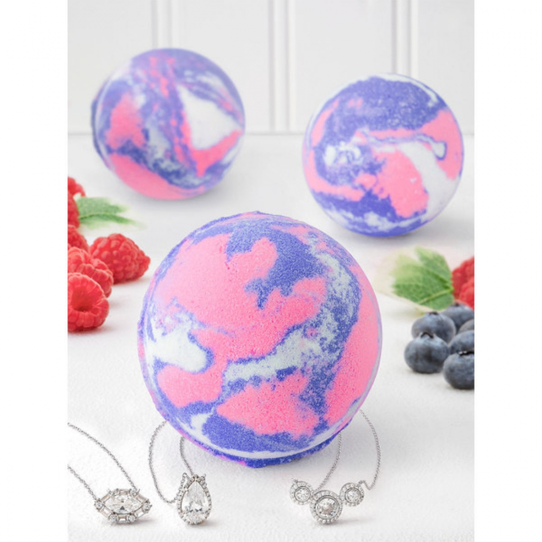 Women's 'Wild Berry' Bath Bomb Set - 100 g
