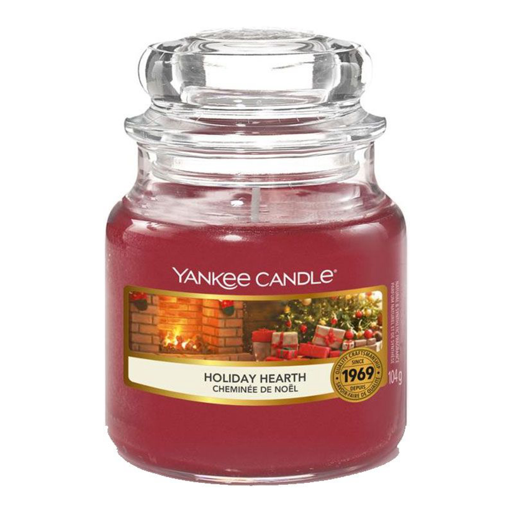 'Holiday Hearth' Scented Candle - 104 g