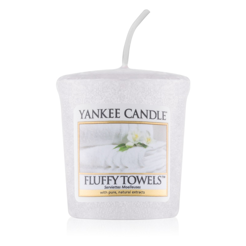 'Fluffy Towels' Scented Candle - 49 g