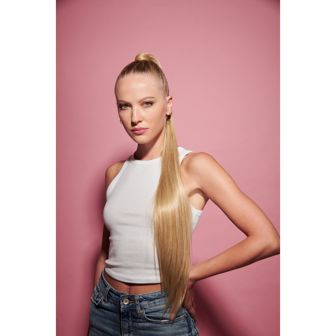 'Stiff' Ponytail - Light Blond