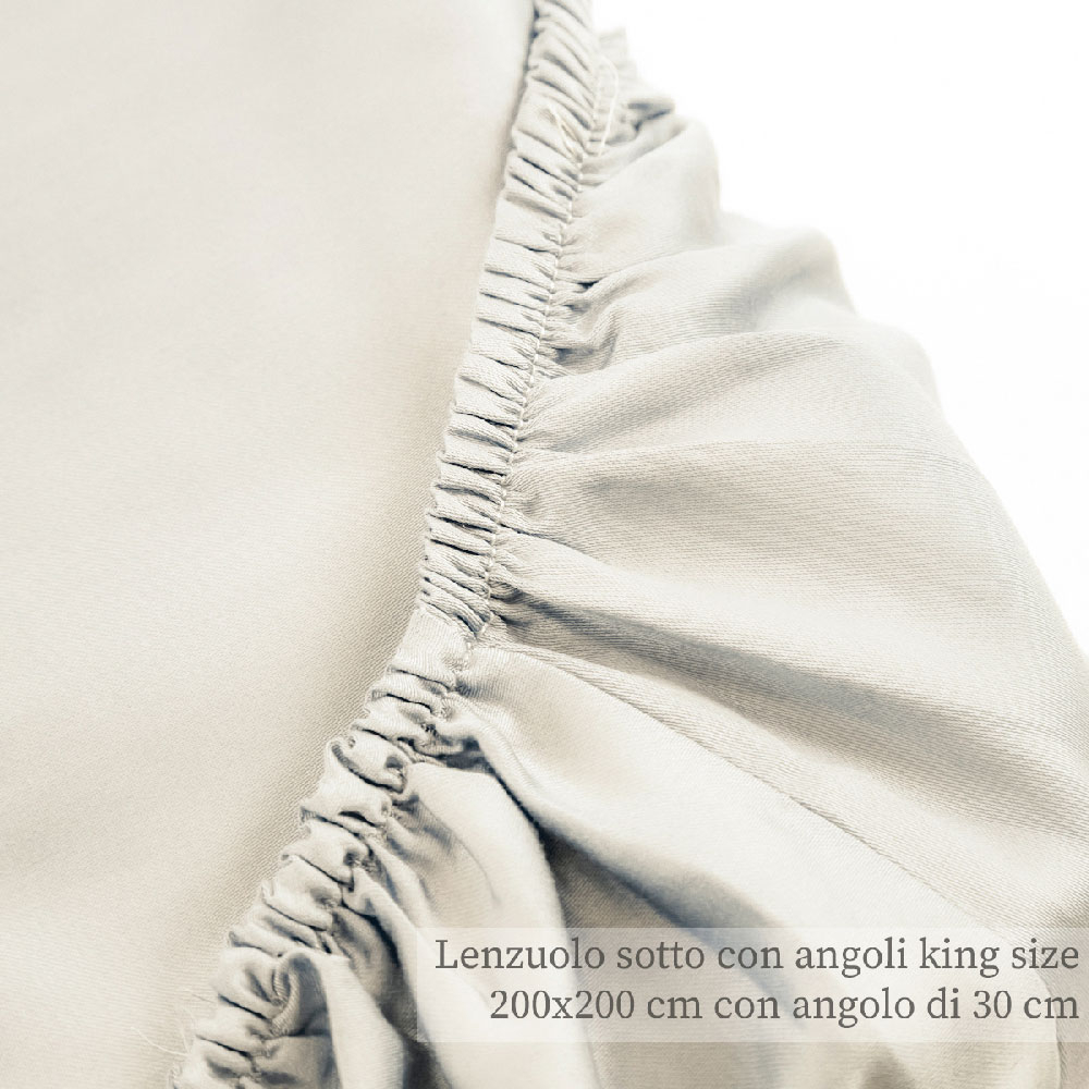 'Satin' King Fitted Sheet - 200 x 200 x 30 cm