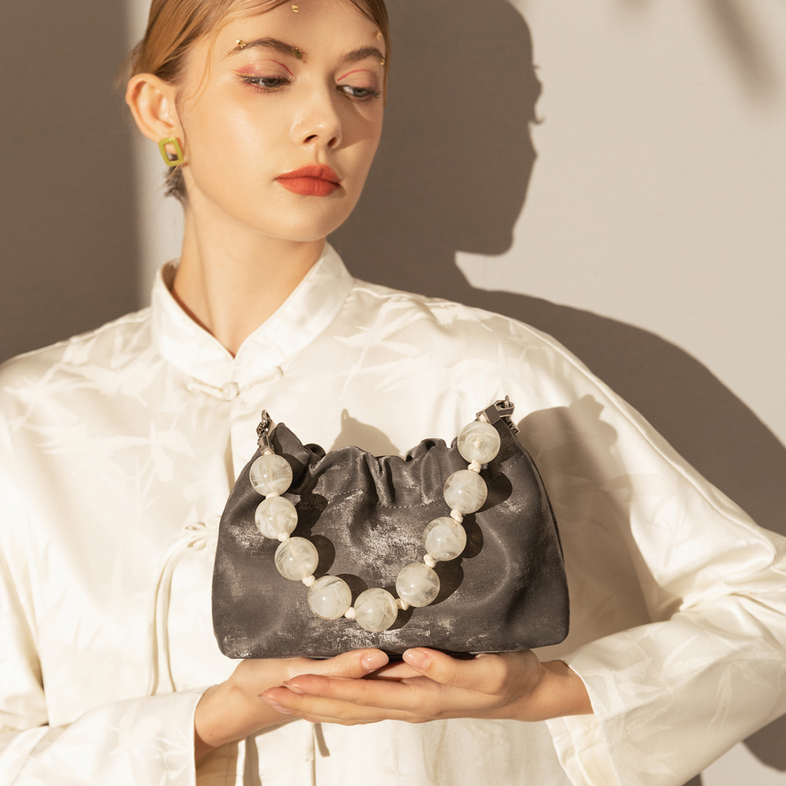 'Beaded Ruched' Beuteltasche für Damen