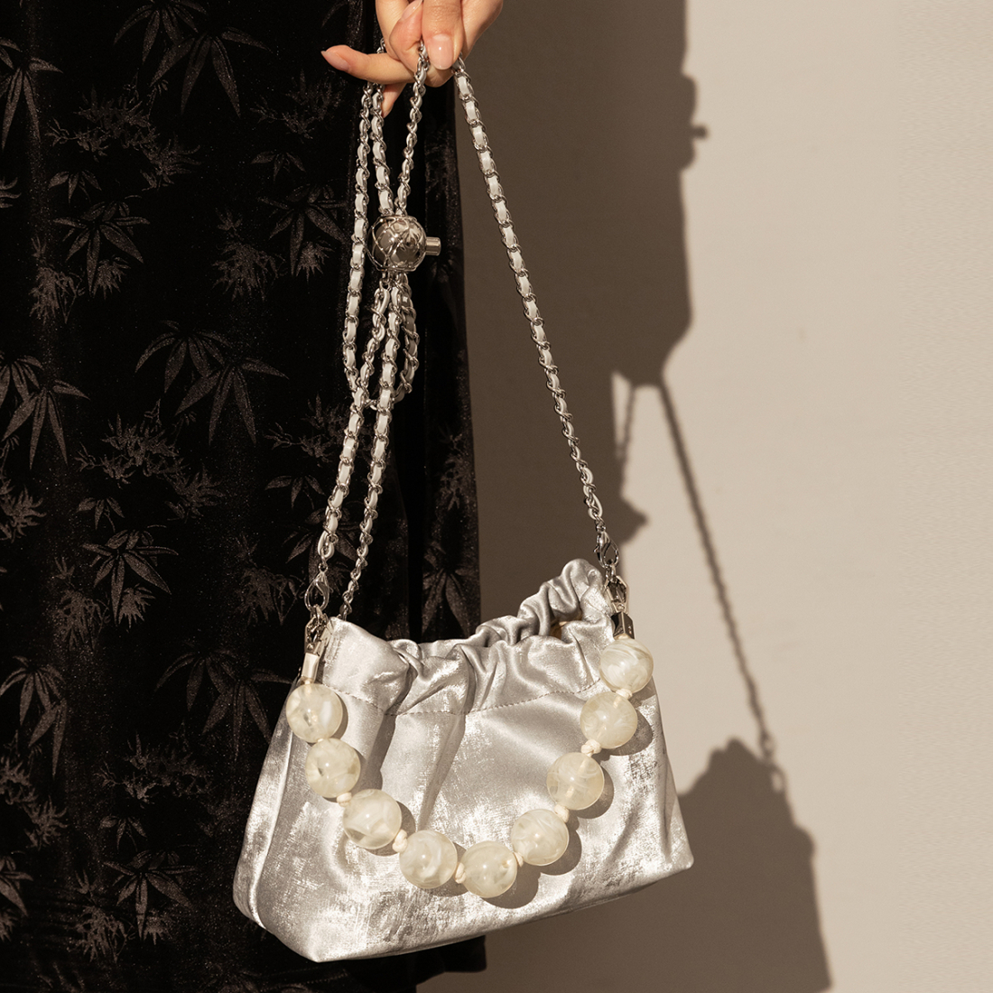 'Beaded Ruched' Beuteltasche für Damen