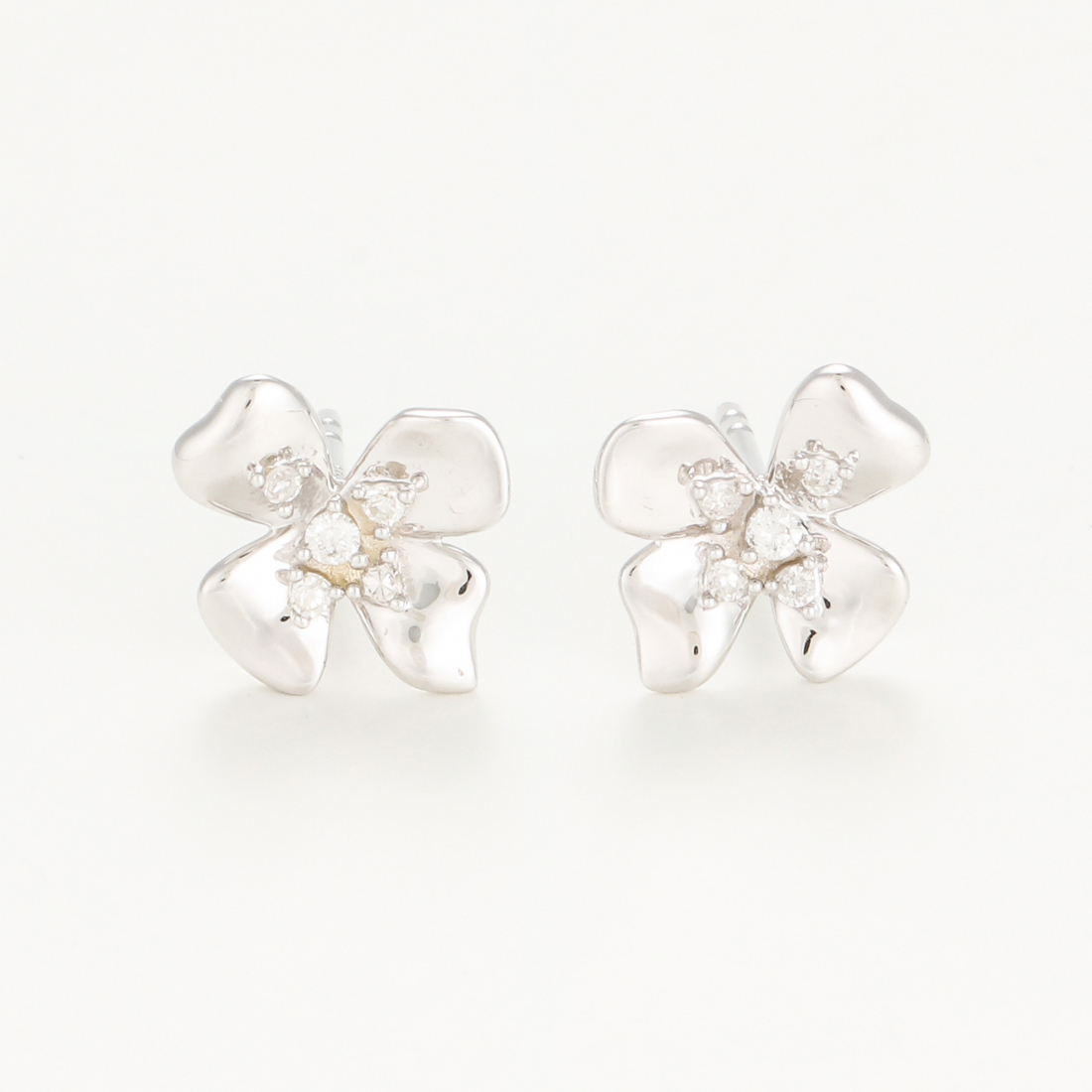 Women's 'Pistil' Earrings