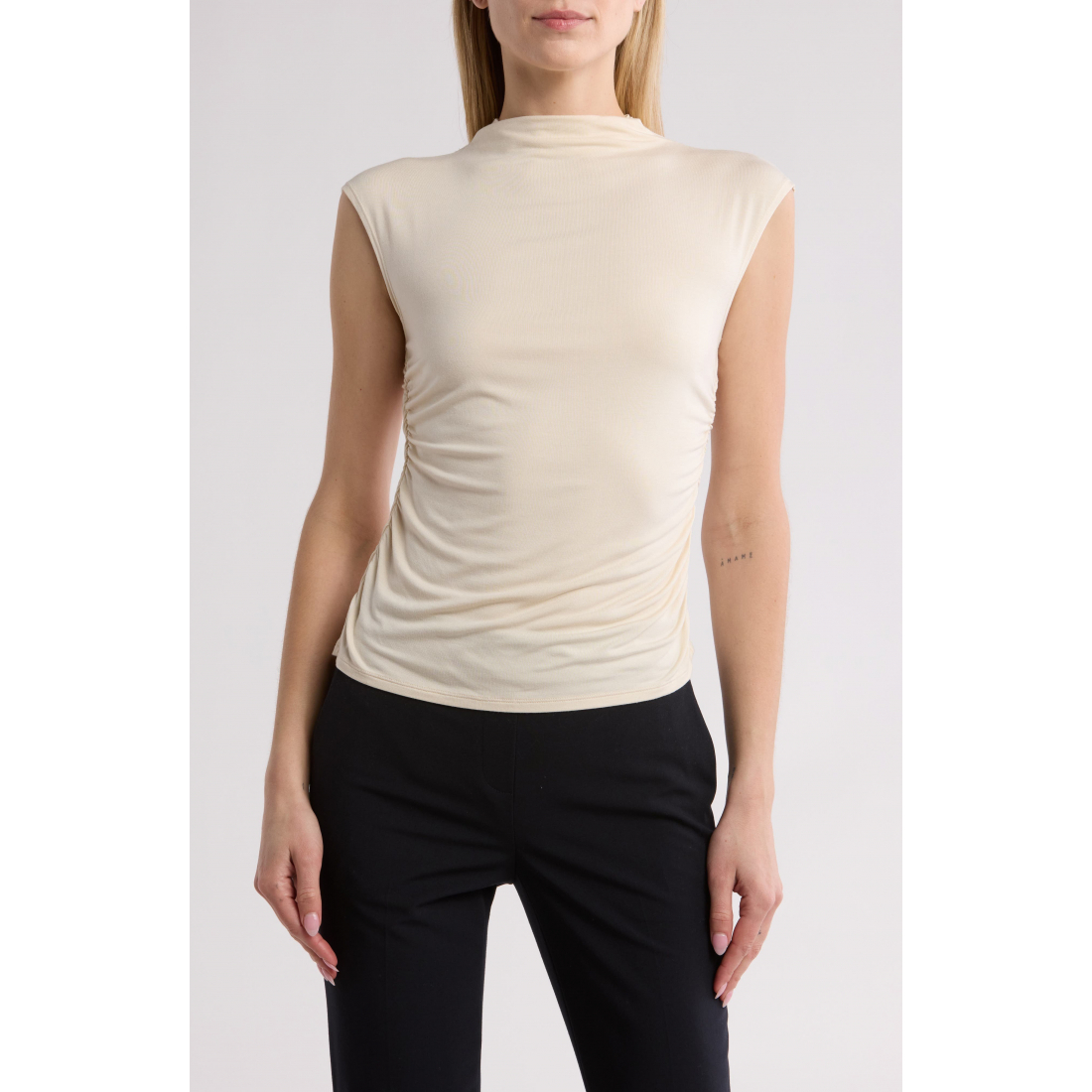 'Mock Neck Sleeveless Top' pour Femmes