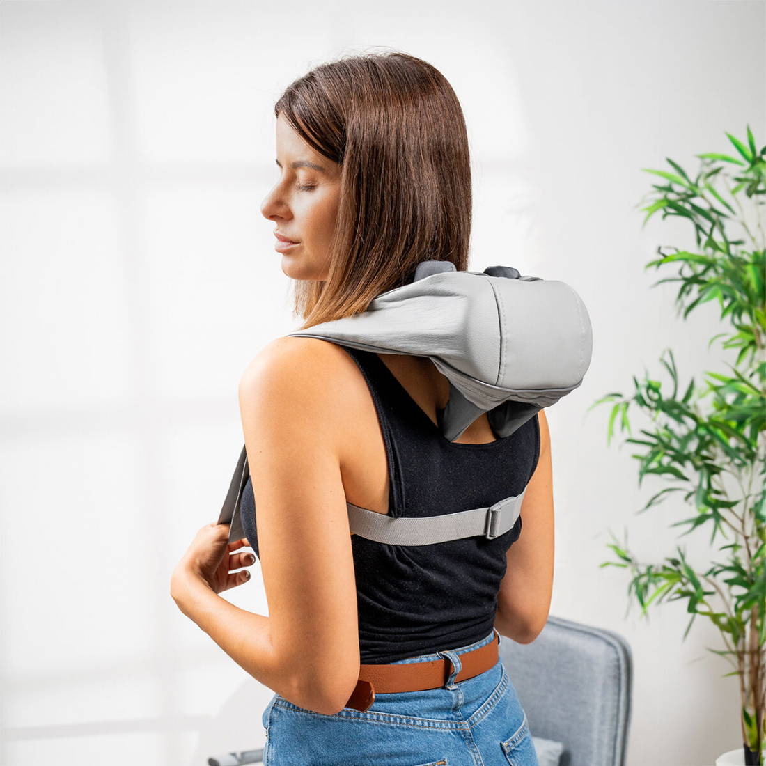 Rechargeable 6D Neck and Back Massager