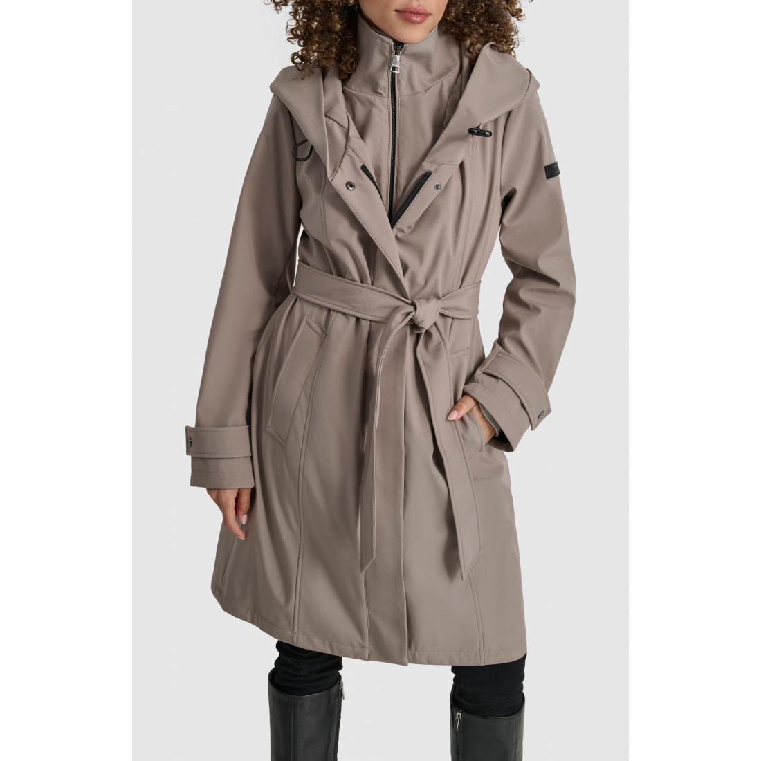 Veste 'Hooded Belted Softshell with Bib' pour Femmes