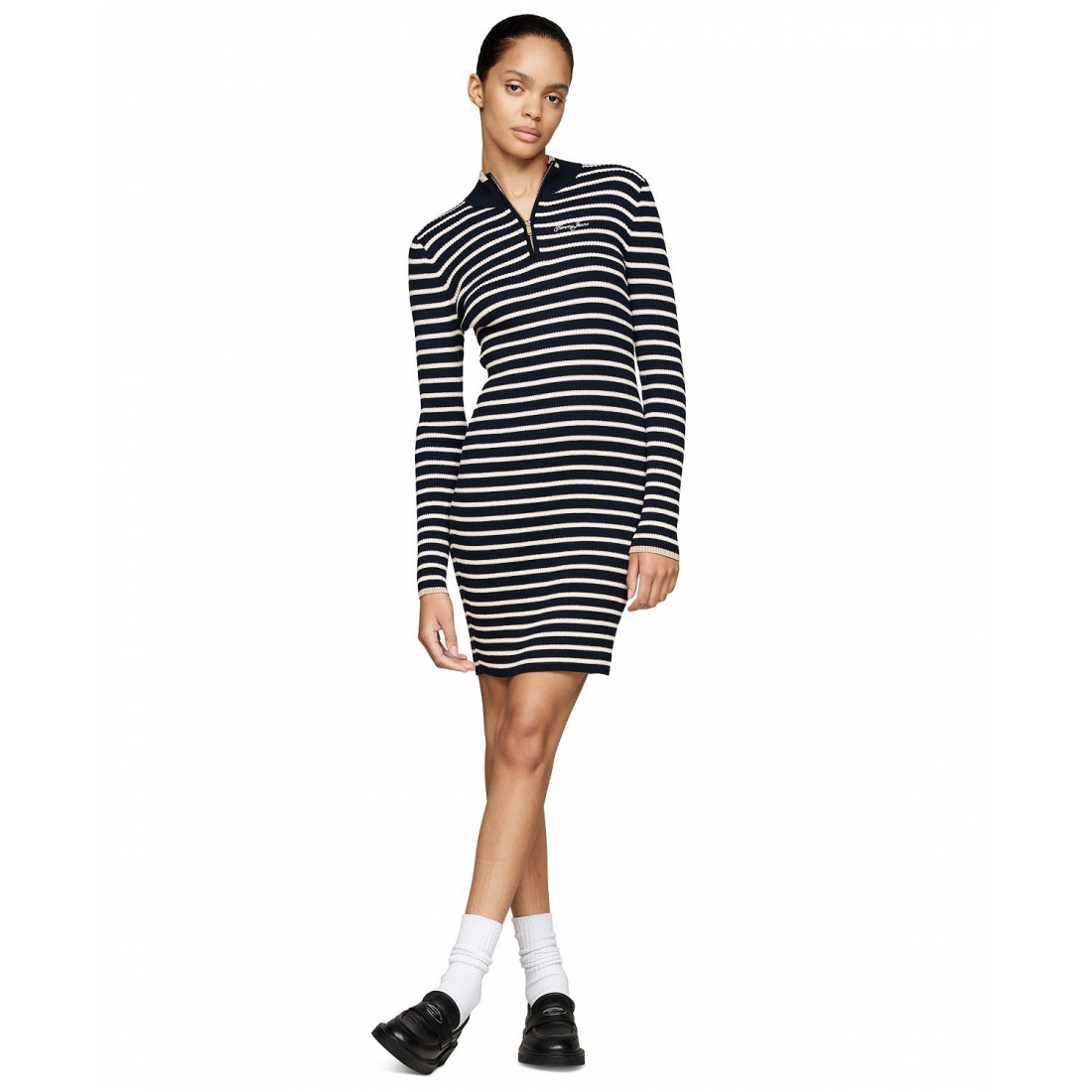 'Metallic Tipped Quarter-Zip Sweater Dress' pour Femmes