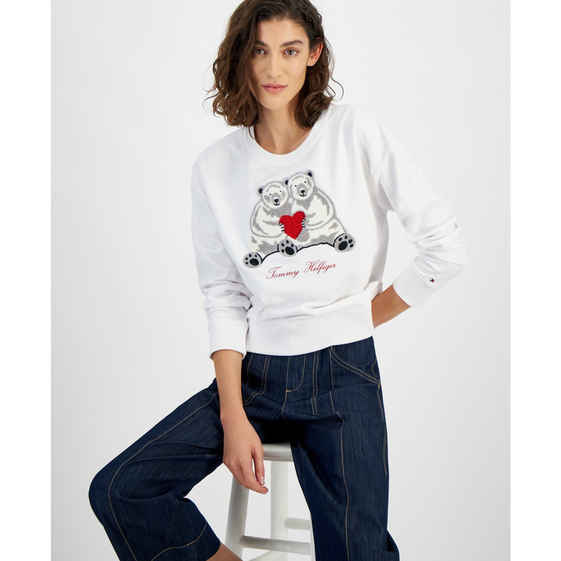 'Chenille Bear Graphic Sweatshirt' pour Femmes