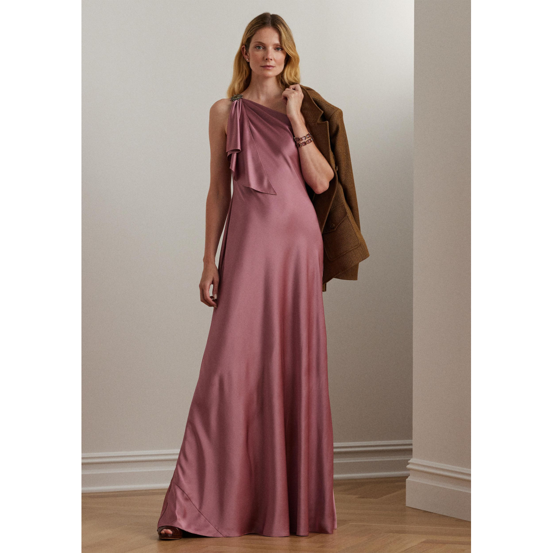Robe de soirée 'Satin Charmeuse One-Shoulder' pour Femmes