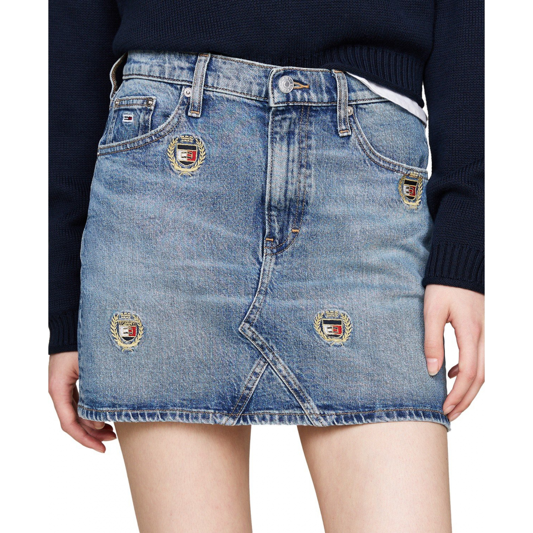 'Izzie Embroidered Crest Denim Miniskirt' pour Femmes