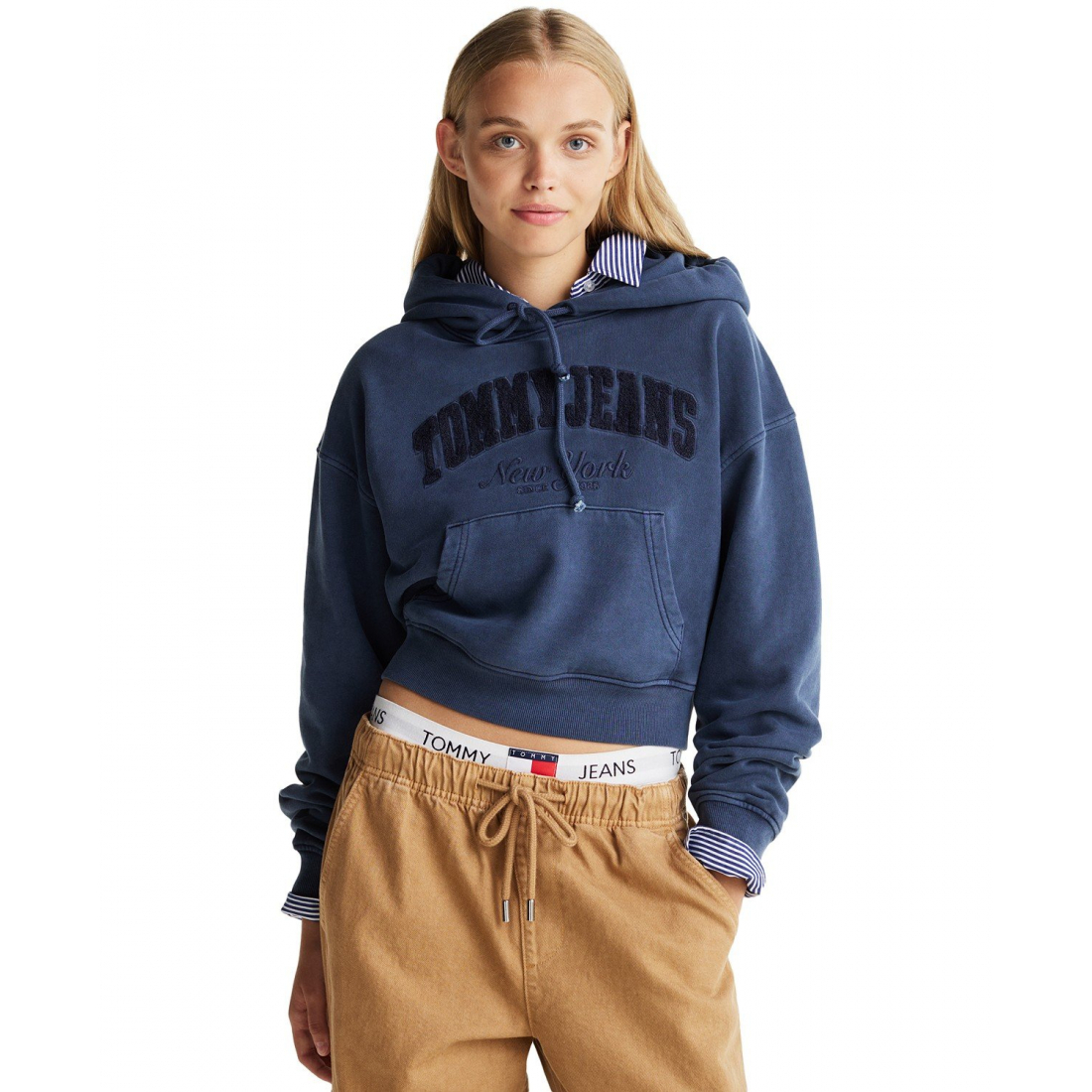Sweatshirt à capuche  'Boxy Cropped Garment Dyed Varsity' pour Femmes