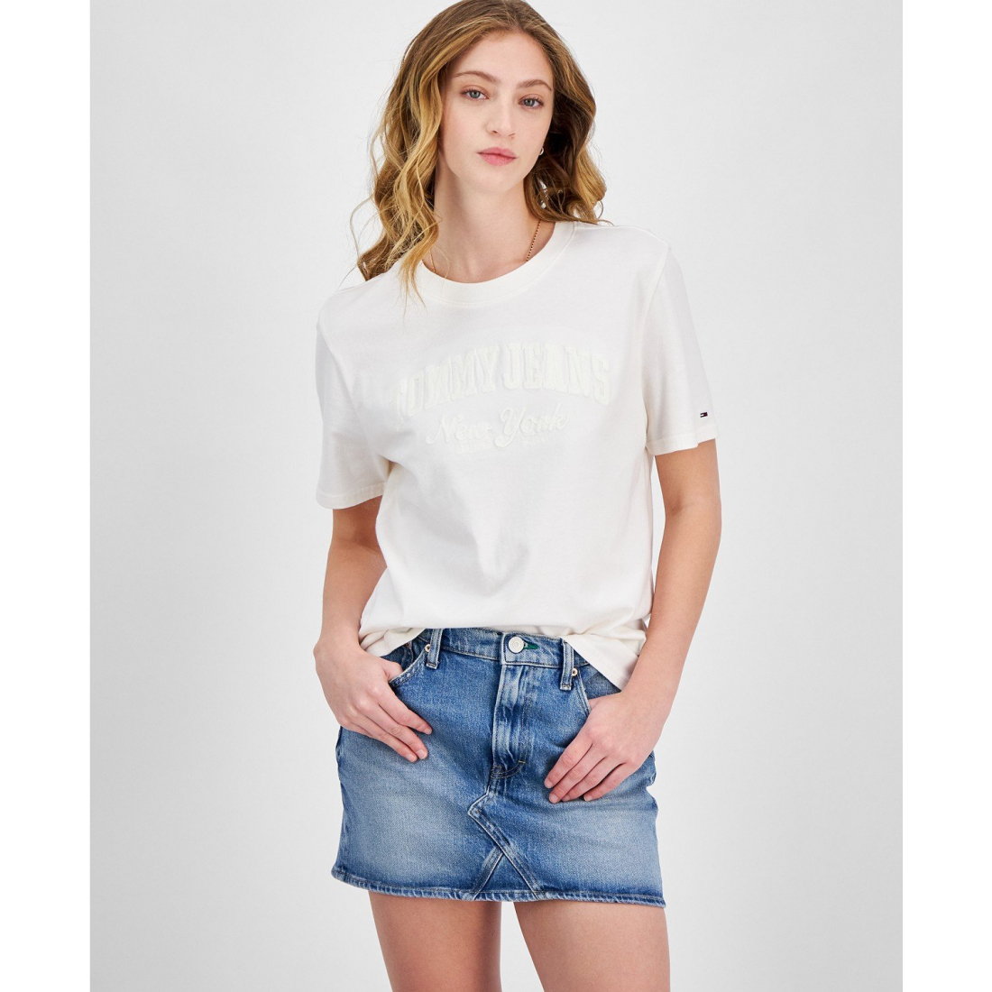 T-shirt 'Relaxed Varsity Logo' pour Femmes